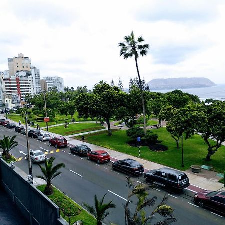 Miraflores Frente Al Mar Lima Extérieur photo